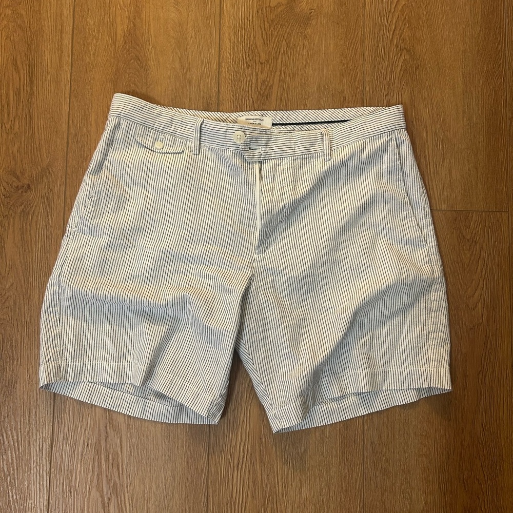 Banana Republic Linen Blend White Navy Striped Shorts
